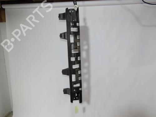 Used Rear bumper reinforcement DACIA SANDERO III 1.0 TCe 100 ECO-G (101 hp) 26196698