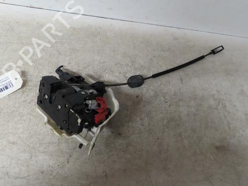Højre fortil lås VW GOLF PLUS V (5M1, 521) 1.6 TDI (105 hp) 17994901