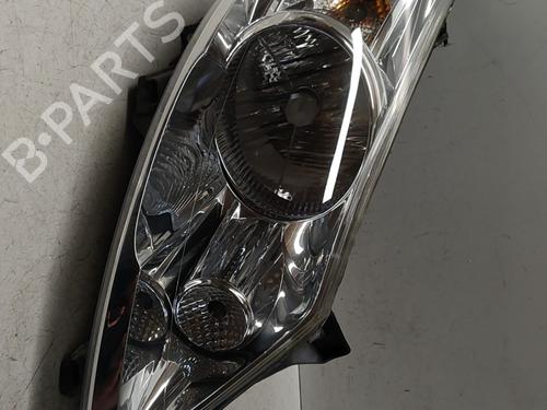 Used Right headlight Right headlight RENAULT MASTER III Van (FV) 2.3 dCi 145 RWD (FV0E, FV0F, FV0T, FV10, FV12, FV11) (146 hp) 40285952 40285952