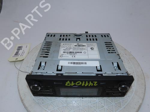 Radio RENAULT TWINGO II (CN0_) 1.2 16V (CN04, CN0B) | BP24534530E6 - Image 3