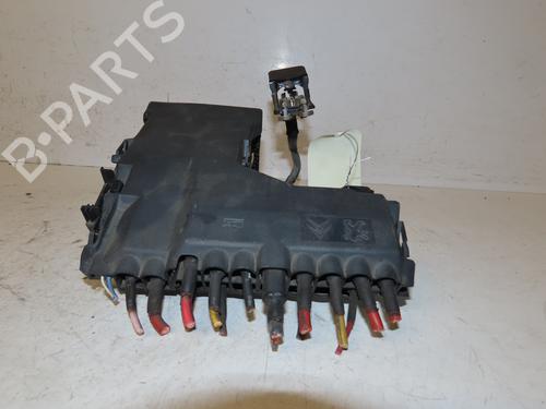 Used Fuse box CITROËN C4 II (NC_) 1.6 HDi 110 (112 hp) 27530676