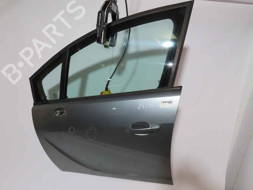 Used Left front door Left front door 37049236 37049236