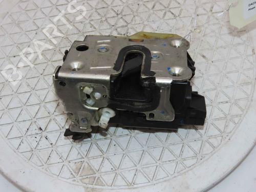 front-right-lock-dacia-duster-hs_-2010-2011-2012-2013-2014-2015-2016-2017-2018-37051566 main image