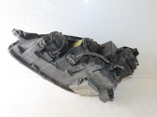 Used Right headlight MERCEDES-BENZ S-CLASS (W220, V220) S 320 CDI (220.025, 220.125) (204 hp) 31077945