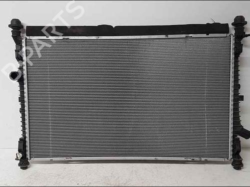 Used Water radiator Water radiator 37043105 37043105