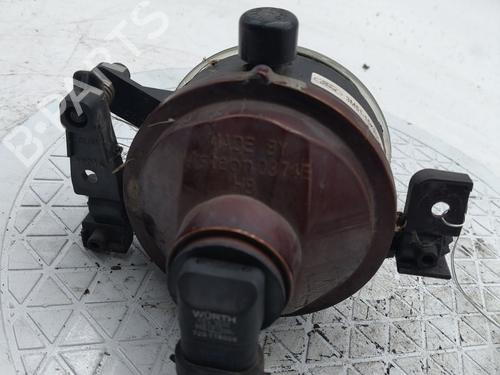 Used Right front fog light Right front fog light 39039535 39039535