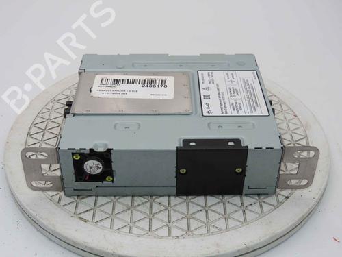 Radio Radio RENAULT KADJAR (HA_, HL_) 1.2 TCe 130 (HLMR) (130 hp) 37057104 37057104
