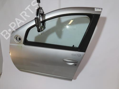 Used Left front door DACIA SANDERO 1.5 dCi (88 hp) 21391950