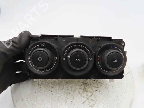 Used Climate control Climate control 37052867 37052867