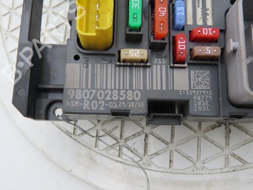 Used Fuse box PEUGEOT 3008 I MPV (0U_) 2.0 HDi 150 / BlueHDi 150 (150 hp) 26876506