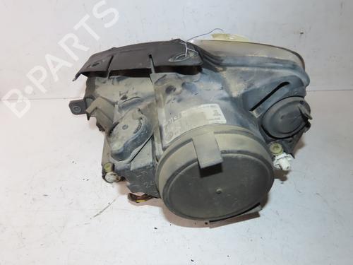 Right headlight VW PASSAT B6 (3C2) 2.0 TDI 16V | BP29494079C29
