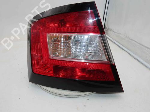 Used Rear bumper left light Rear bumper left light 37060260 37060260