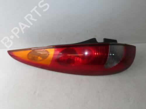 Venstre baglygte NISSAN ALMERA TINO (V10) 2.2 dCi (136 hp) 33135683