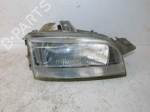 Faro anteriore destro Faro anteriore destro FIAT PUNTO (176_) 60 1.2 (176AP, 176AR, 176AQ, 176BB) (60 hp) 37060892 37060892