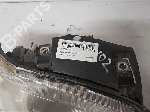 Right headlight SEAT CORDOBA (6K1, 6K2) 1.9 SDI | BP12105143C29 