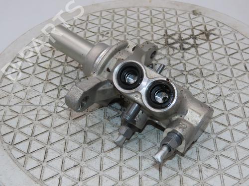 Brake master cylinder RENAULT CLIO V (B7_) 1.0 TCe 90 (B7MT) | BP33133895M77 - Image 2
