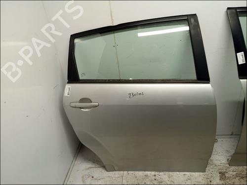 Porta posteriore destra TOYOTA COROLLA Verso (ZER_, ZZE12_, R1_) 2.2 D-4D (AUR10_) (136 hp) 16203157