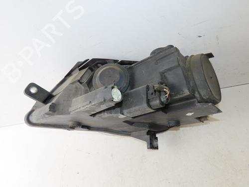 Used Right headlight VW PASSAT B6 (3C2) 2.0 TDI 16V (140 hp) 29494079