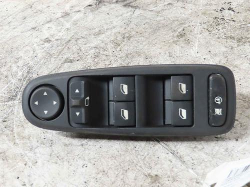 Used Left front window switch Left front window switch 37046003 37046003