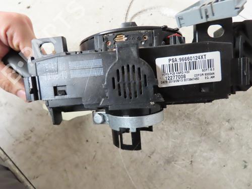 Used Steering column stalk Steering column stalk CITROËN C3 I (FC_, FN_) 1.4 HDi (68 hp) 18352168 18352168