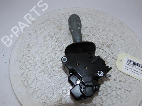 Commodo Essuie Glace / Phare RENAULT TWINGO I (C06_) 1.2 (C066, C068) (58 hp) 22848562