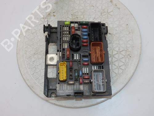 Used Fuse box CITROËN BERLINGO MULTISPACE (B9) 1.6 HDi 90 (90 hp) 26195505