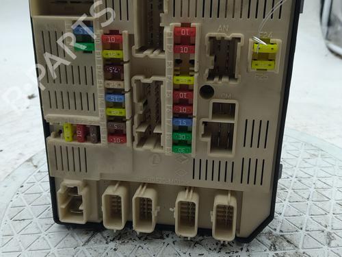 Used Fuse box Fuse box RENAULT MEGANE III Coupe (DZ0/1_) 1.4 TCe (DZ0F, DZ1V) (131 hp) 40162254 40162254
