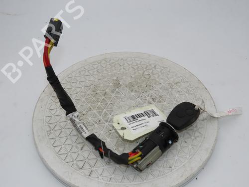 Used Ignition barrel DACIA SANDERO 1.5 dCi (68 hp) 23447737