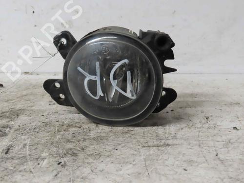 Used Right front fog light Right front fog light 37044884 37044884