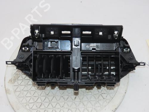 Advarselsbryter PEUGEOT 2008 II (UD_, US_, UY_, UJ_, UR_, UC_) 1.2 PureTech 130 (USHNS, URHNS) (130 hp) 26196165