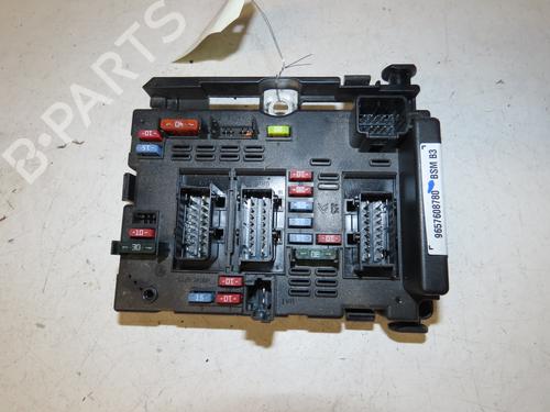 Zekeringkast PEUGEOT 206+ (2L_, 2M_) 1.1 (60 hp) 29152392