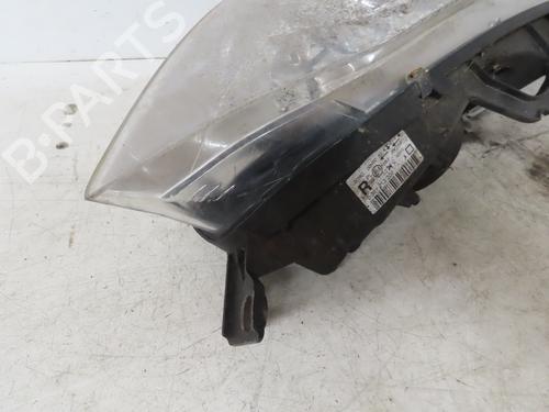 Right headlight PEUGEOT 407 (6D_) 2.0 HDi 135 (6DRHRH, 6DRHRE, 6DRHRG, 6DRHRJ) | BP18732376C29 