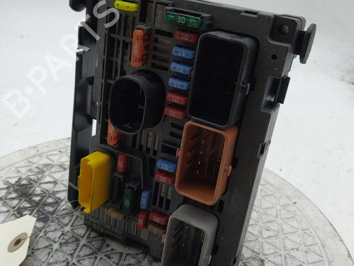 Fuse box PEUGEOT 308 CC (4B_) 2.0 HDi | BP37650982E1 - Image 3