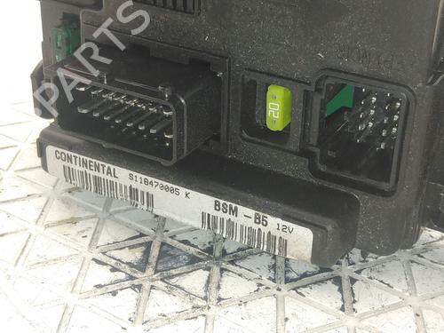 Fuse box CITROËN C5 I (DC_) 2.0 HDi (DCRHZB, DCRHZE) | BP37276316E1 - Image 3