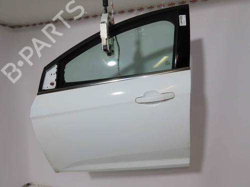 left-front-door-ford-focus-iii-2010-2011-2012-2013-2014-2015-2016-2017-2018-2019-2020-37056912 main image
