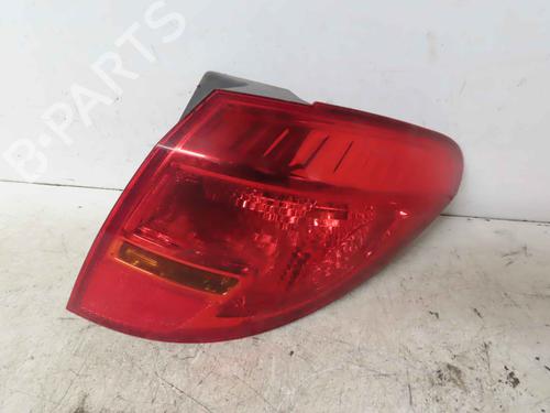 Used Right taillight Right taillight 37046050 37046050