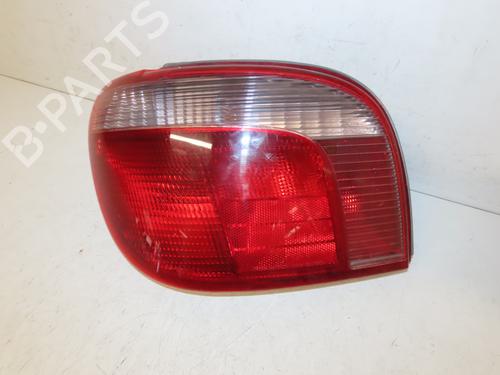 Feu arrière gauche TOYOTA YARIS (_P1_) 1.3 (NCP10, SCP12_) (86 hp) 29154086