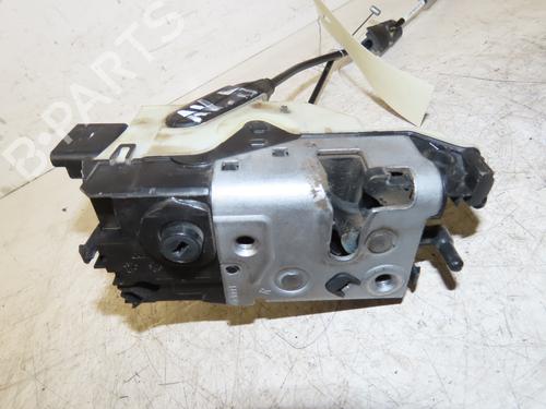 front-right-lock-peugeot-2008-i-cu_-12-vti-9812500780-2013-21113140 main image