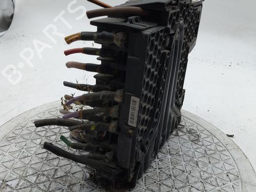 Fuse box CITROËN C4 Grand Picasso II (DA_, DE_) 1.6 HDi / BlueHDi 115 | BP37675506E1 - Image 2