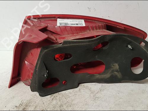 Used Left taillight PEUGEOT 407 (6D_) 1.6 HDi 110 (6D9HZC, 6D9HYC) (109 hp) 14953846