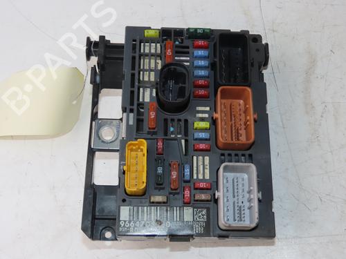 Fuse box CITROËN C5 III (RD_) 2.0 HDi (RDRHD8, RDRHDJ, RDRHR8, RDRHRJ) | BP31179816E1