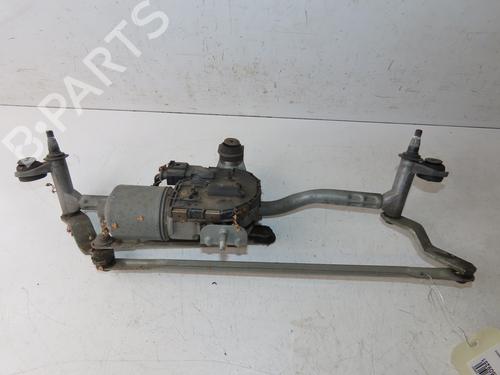 Used Front wiper motor Front wiper motor VW TOURAN (1T3) 1.6 TDI (105 hp) 33135751 33135751
