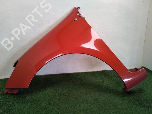 Guarda-lamas esquerdo RENAULT CLIO III (BR0/1, CR0/1) 1.5 dCi (C/BR0G, C/BR1G) (68 hp) 33210167