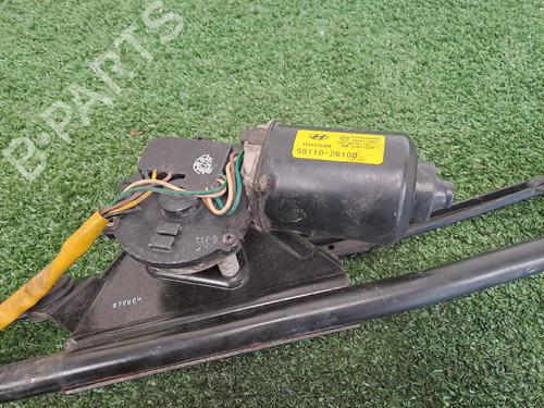 Front wiper motor HYUNDAI SANTA FÉ I (SM) 2.0 CRDi 4x4 | BP24966504M29 