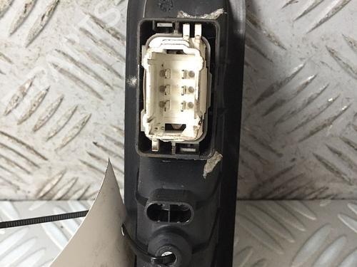 Used Left rear window switch RENAULT SCÉNIC II (JM0/1_) 1.5 dCi (JM02, JM13) (101 hp) 29950785