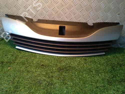 Used Grille Grille 30071668 30071668