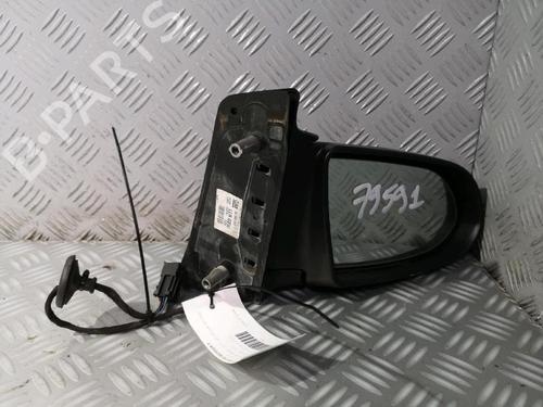 Used Right mirror Right mirror 30074178 30074178
