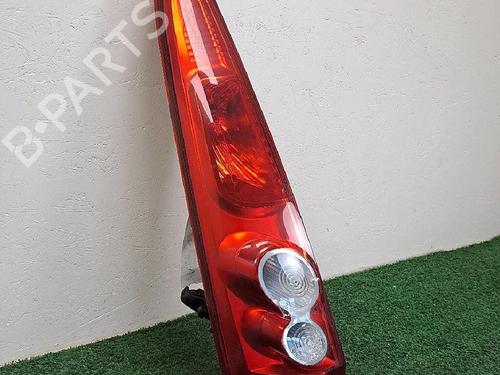 Used Left taillight FORD FIESTA V (JH_, JD_) 1.4 TDCi (68 hp) 29947744