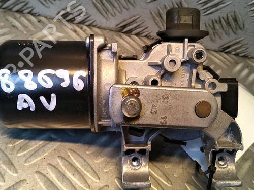 Used Front wiper motor RENAULT CAPTUR II (HF_) Blue dCi 115 (HFAD) (116 hp) 30070874