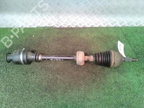 Used Right front driveshaft Right front driveshaft RENAULT RAPID Box Body/MPV (F40_, G40_) 1.1 (F401) (45 hp) 30073757 30073757